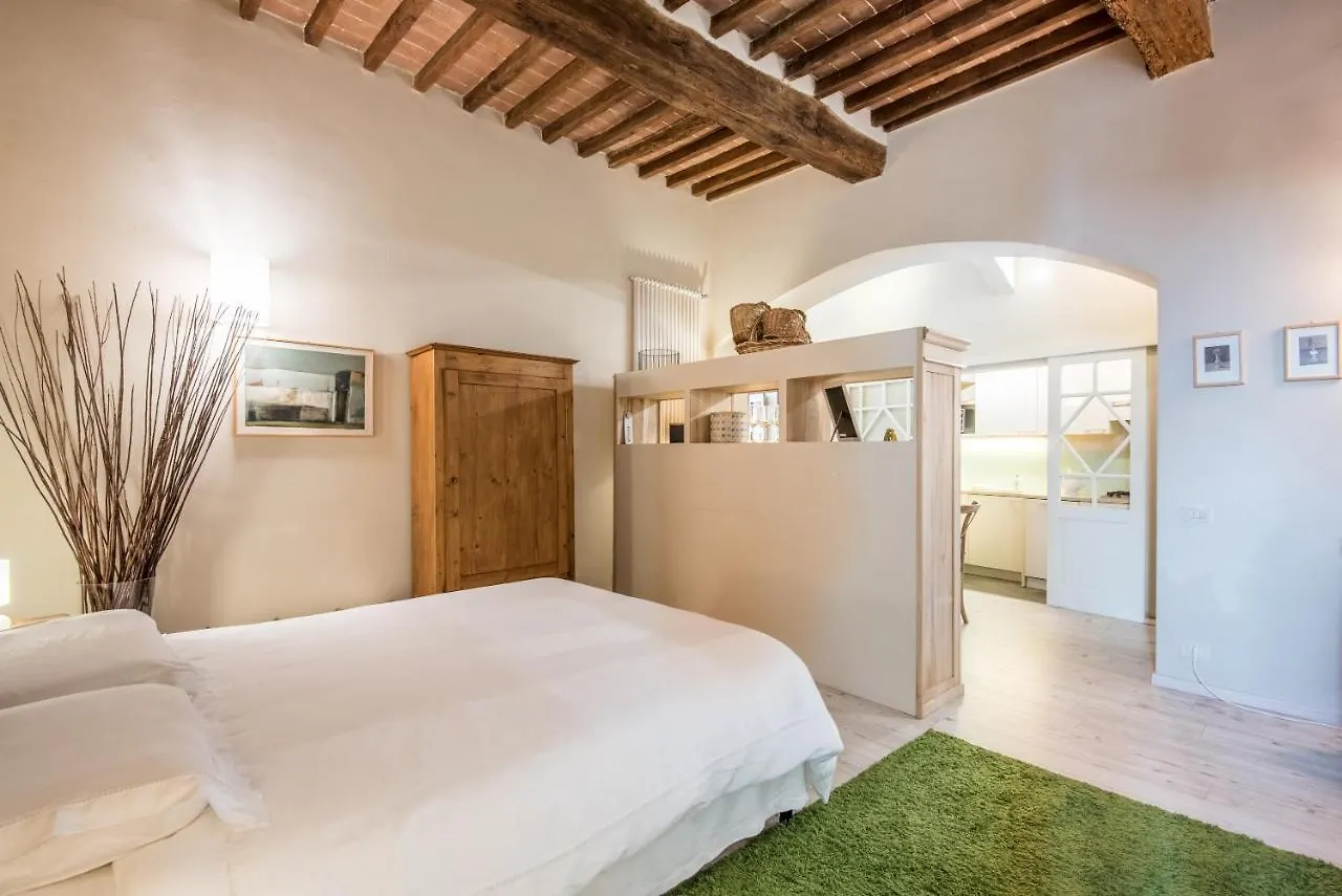 Radicondoli Studio Apartment