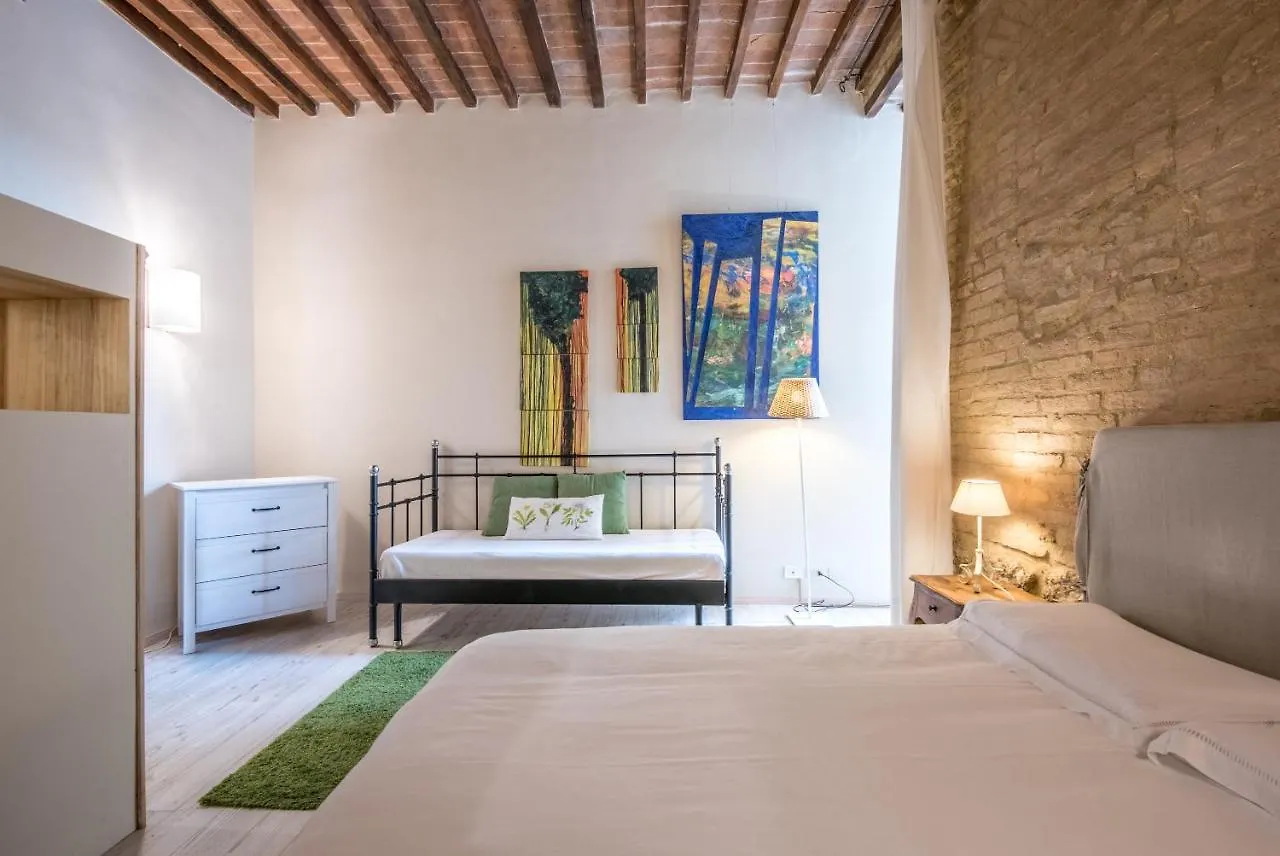 Radicondoli Studio 0*,  Italy