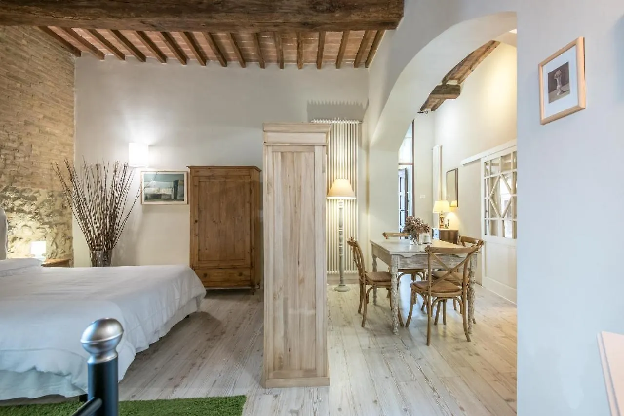 Radicondoli Studio Apartment